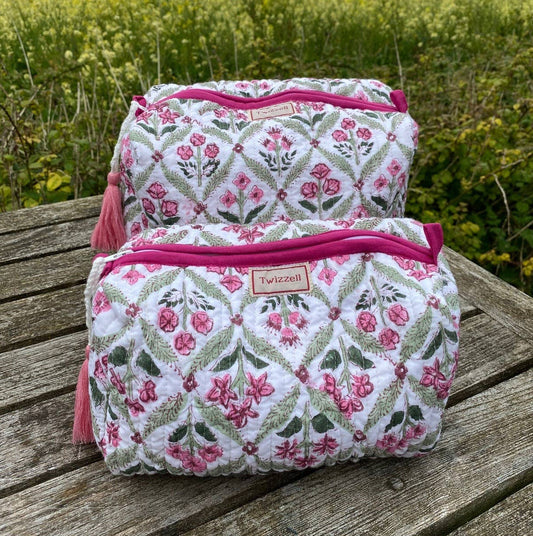 Quilted Wash Bag - Pink Flower with Green Trellis