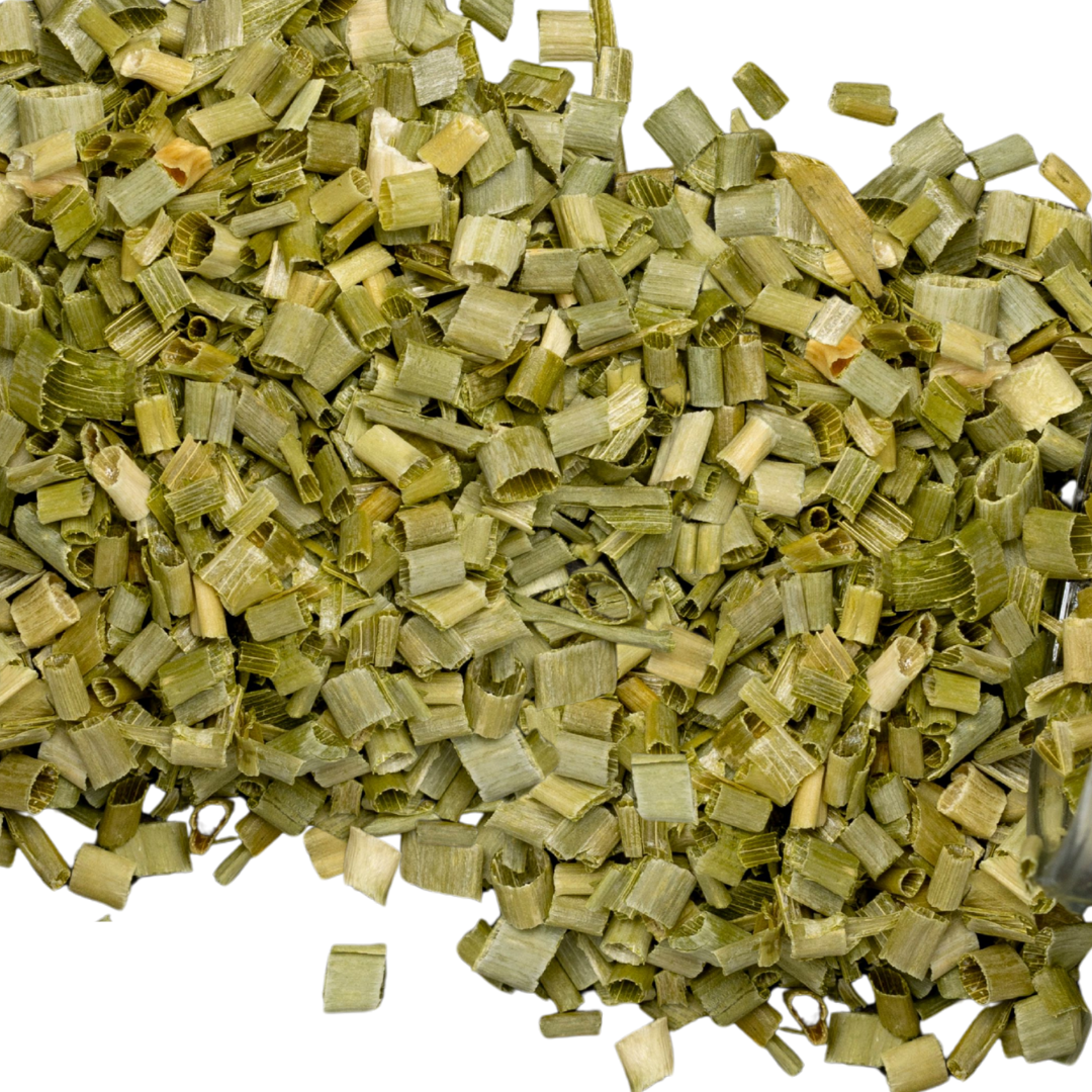 Dried Chives are available in 35g (most popular) or 100g serve. Shop our diverse range of herbs, spices and seasonings at SW Coast. All our herbs and spices are sourced ethically and sustainably and arrive to us in bulk plastic free. We pride ourselves on the freshness of our herbs and spices and we make all our blends by hand in store to our own carefully tailored recipes.