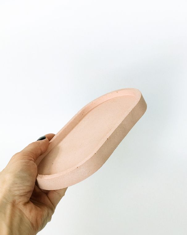 Concrete oval tray/organiser (pink colour)