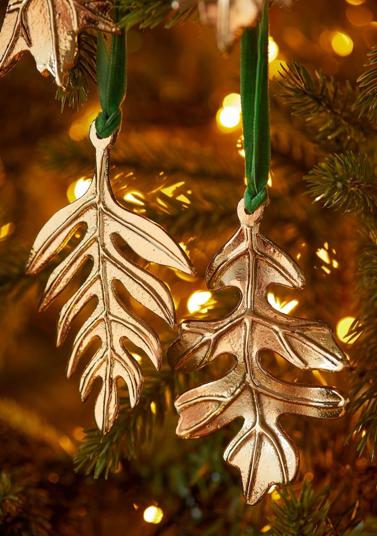Gold Metal Botanical Leaf Decoration - Set of 3