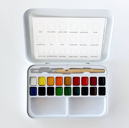 Watercolour Paint Set 18 Colours with Brush Included