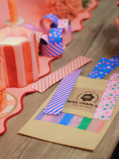 Deck The Halls | Christmas Paper Chain Kit Modern