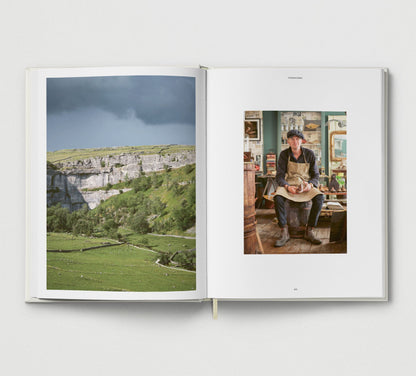 Slow Travel Britain (Hardback)