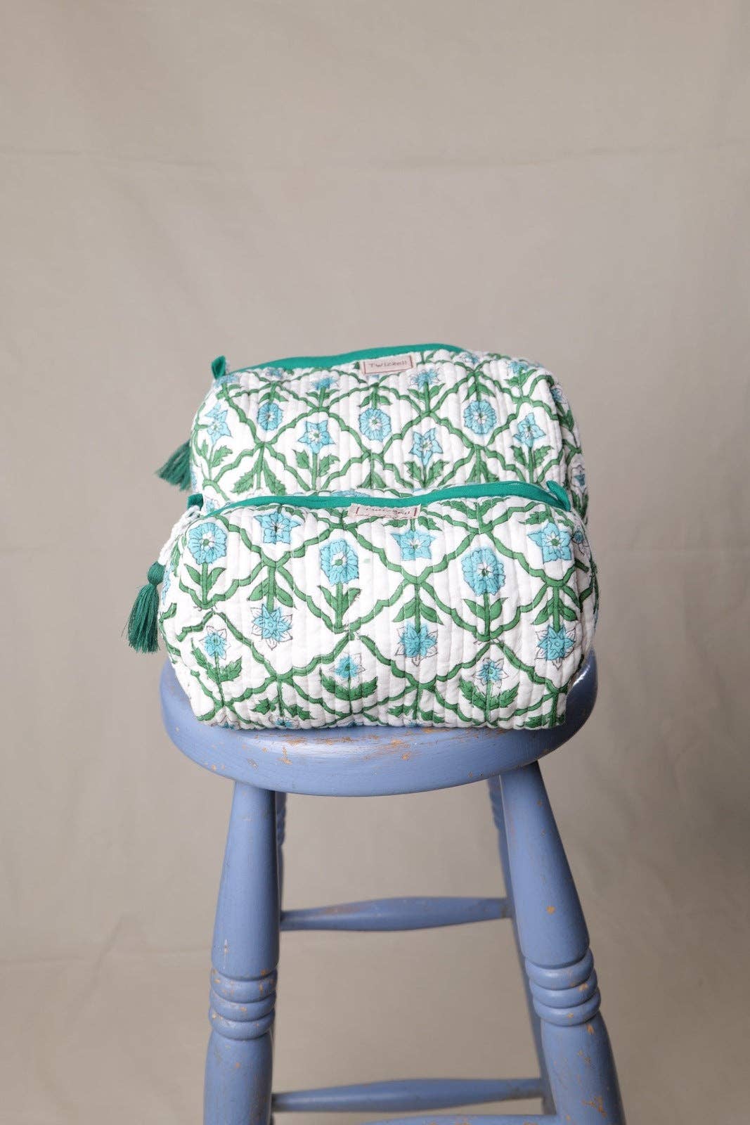 Quilted Wash Bag - Azul Tile