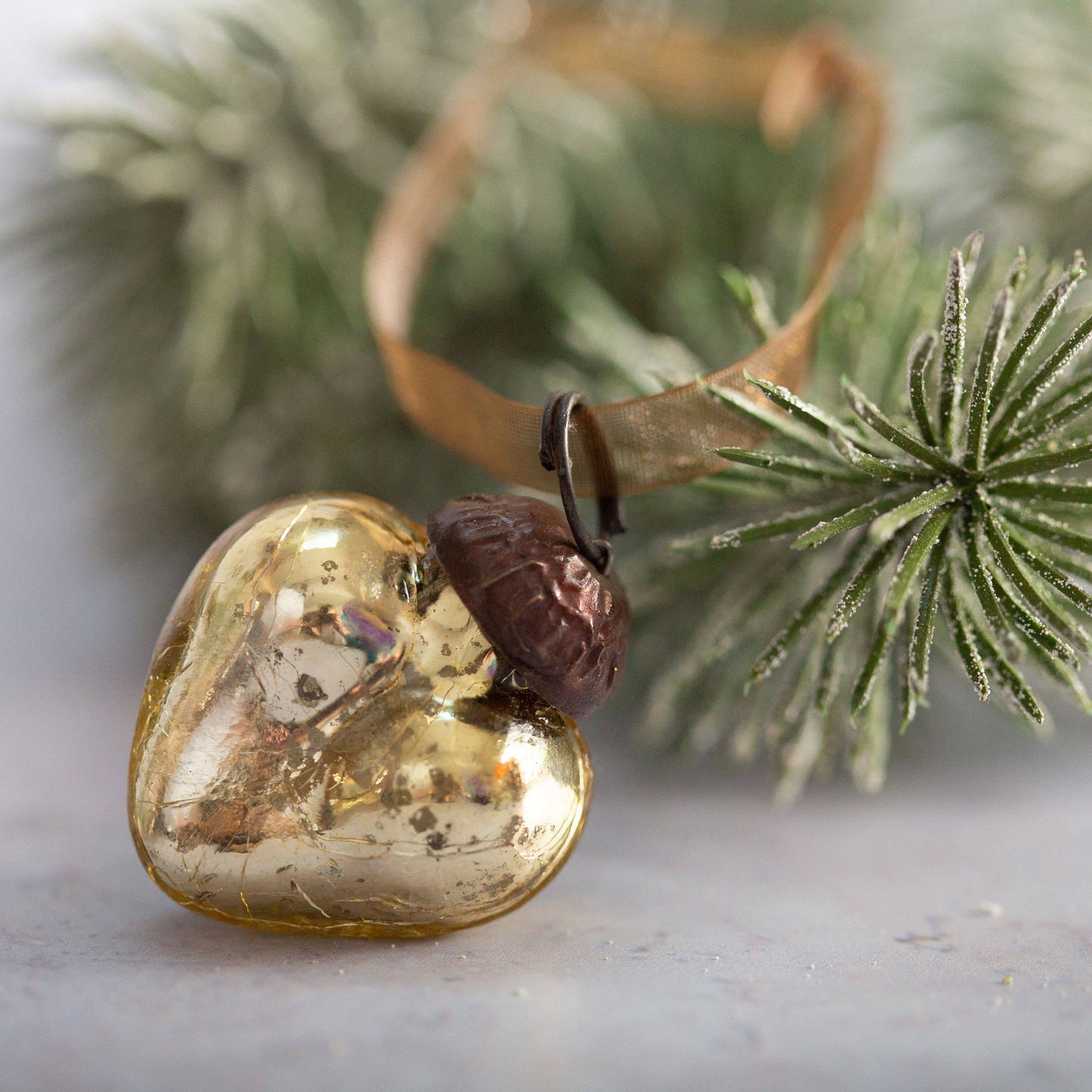 Set of 6 Gold 1" Crackle Glass Hearts Christmas / Valentines