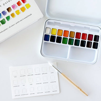 Watercolour Paint Set 18 Colours with Brush Included