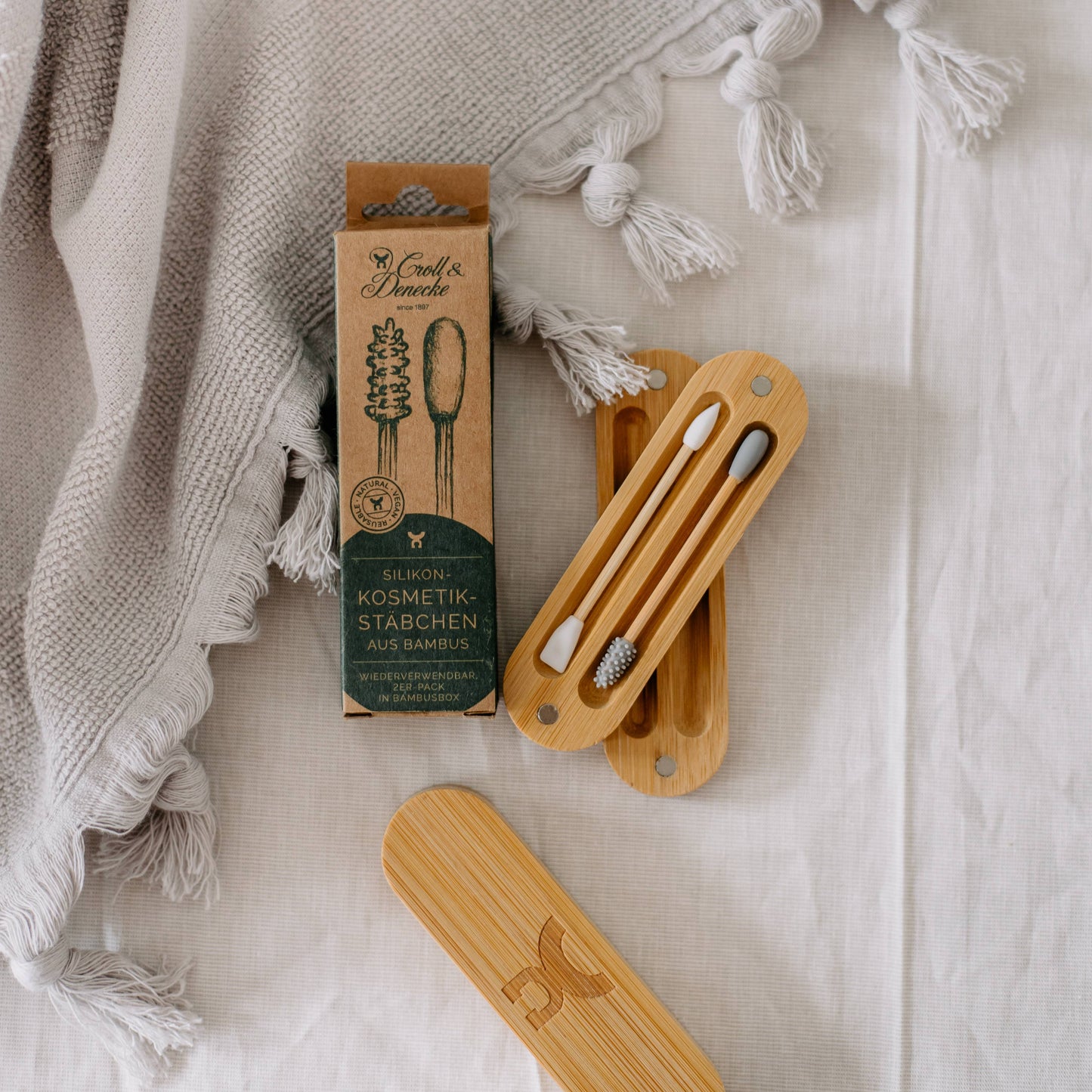 Silicone & Bamboo Cosmetic Swabs