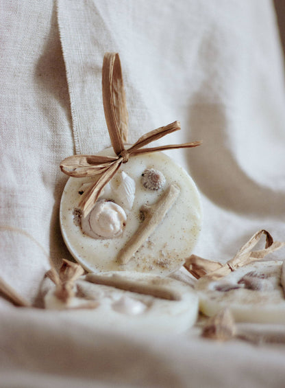 Sea Salt & Driftwood Scented Decoration and Wax Melt
