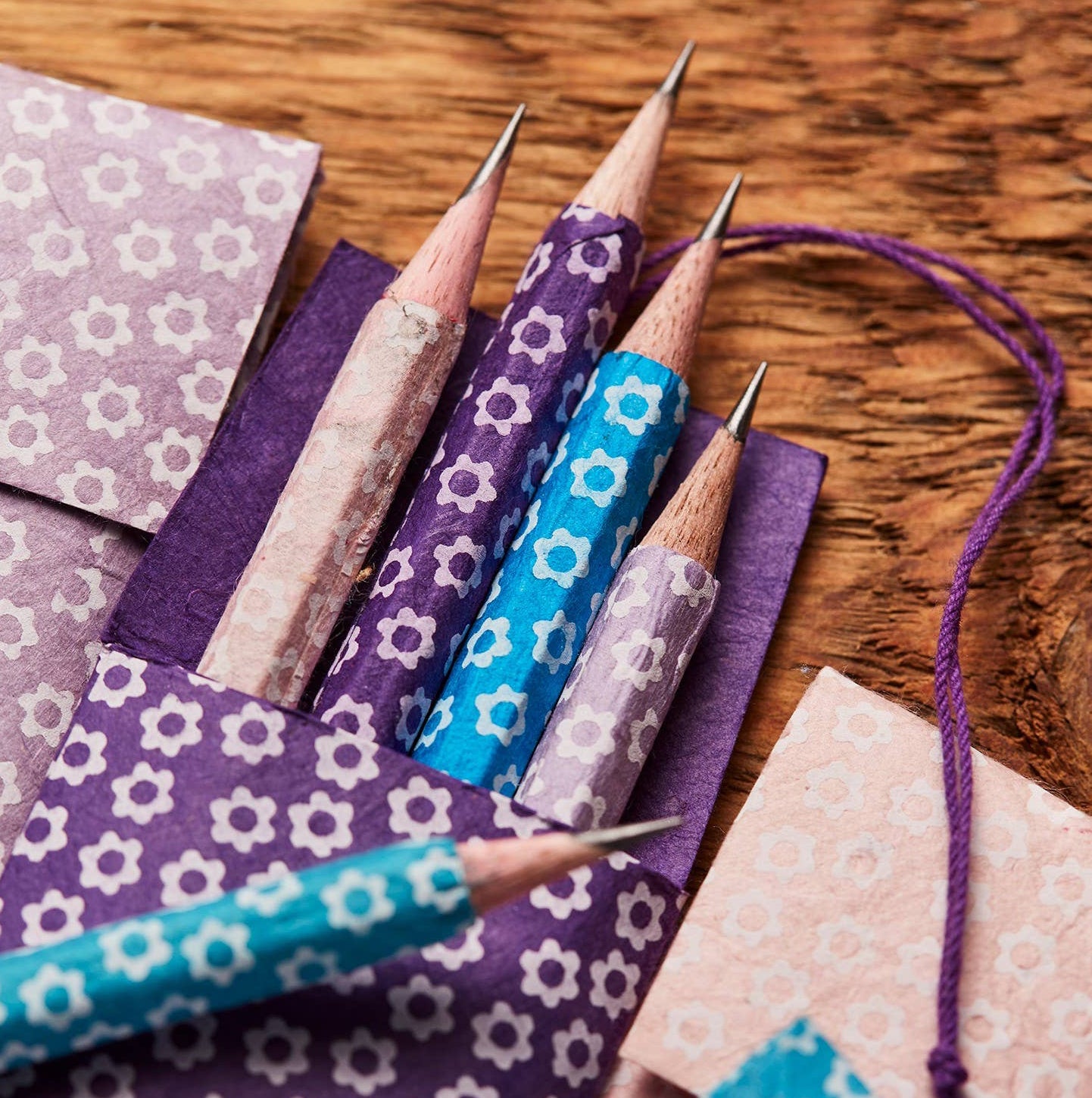 5 Flower Lokta Paper Pencils In Packet