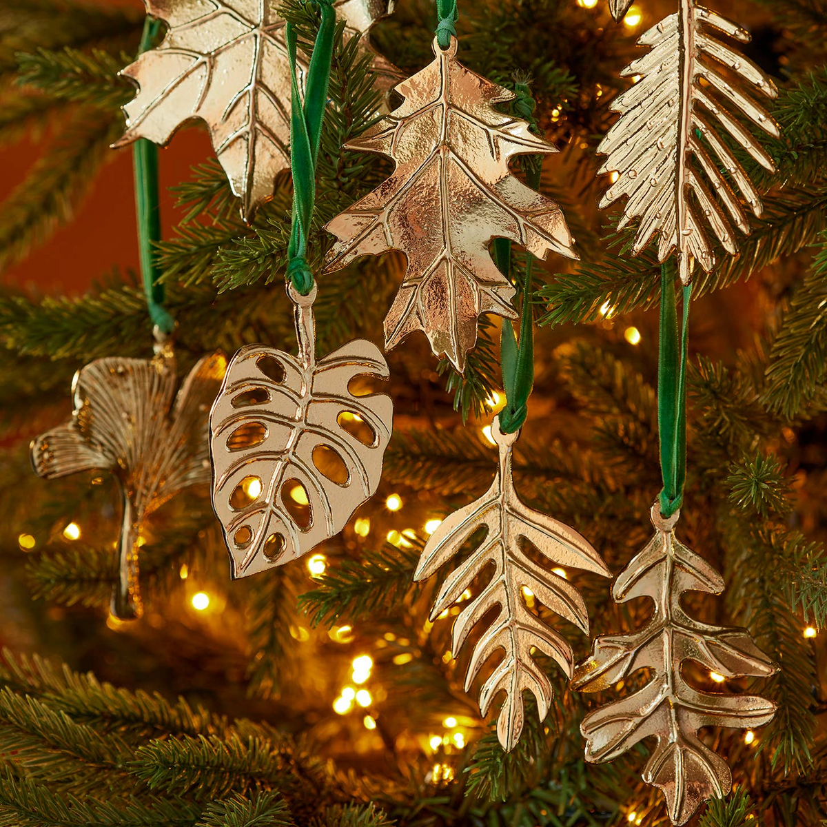 Gold Metal Botanical Leaf Decoration - Set of 3