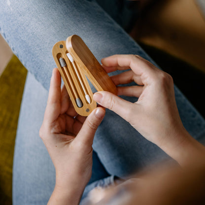Silicone & Bamboo Cosmetic Swabs