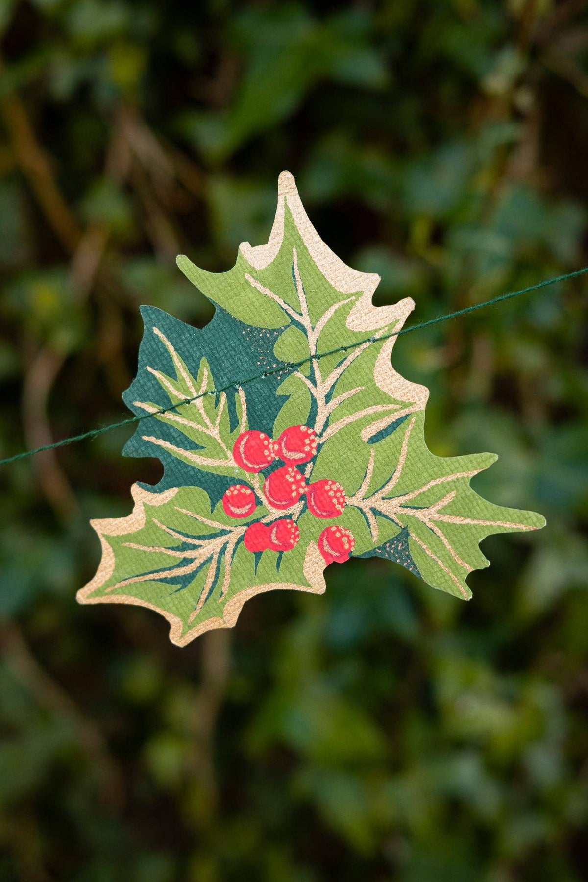 Holly and Ivy Printed Paper Sewn Garland