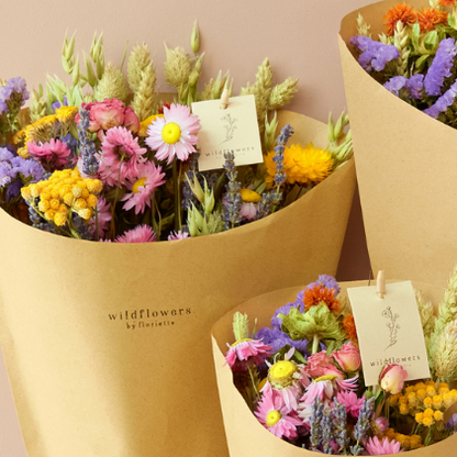 Medium Dried Flower Bouquet - Multicolour