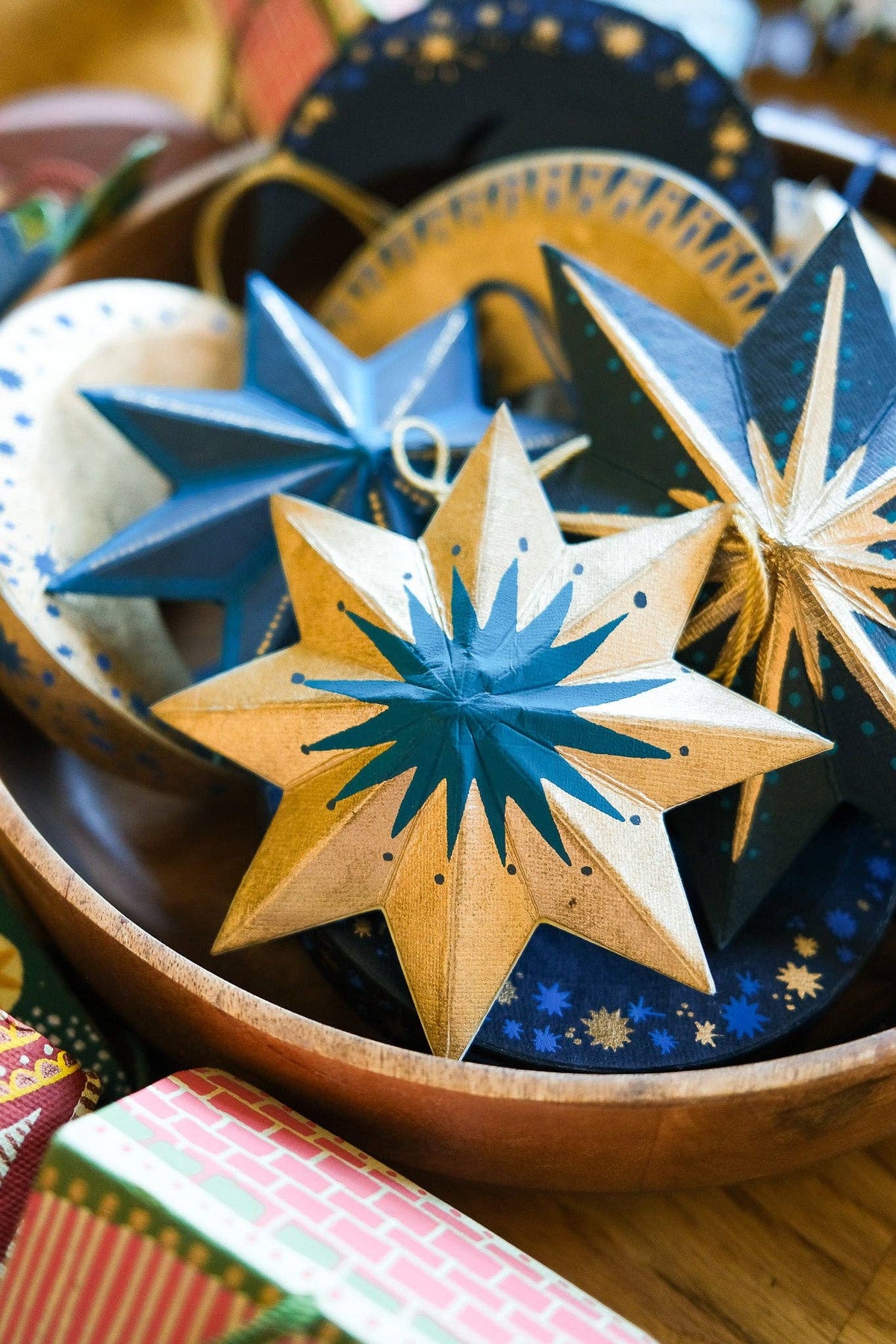 Golden Star Board Decoration