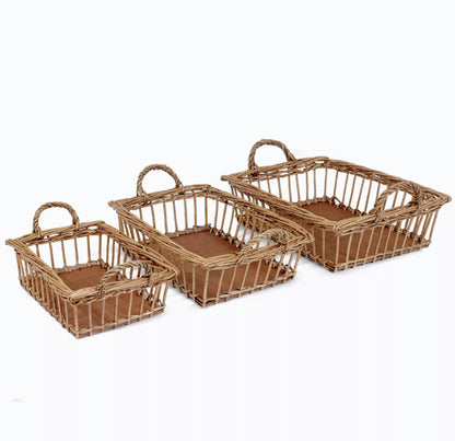 Traditional Wicker Hamper Basket