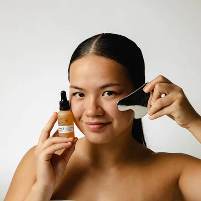 Organic Face Oil + Gua Sha Set Worth £35