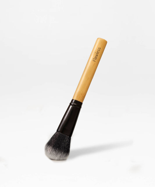 Flawless Beauty Bronze & Blur Contour and Blending Brush