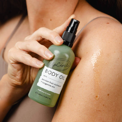 UpCircle Body Oil with Passionfruit Kumquat + Tangerine 100ml