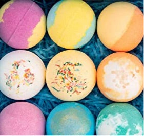 Giant Festive Bath Bombs - SW Coast Refills 
