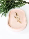 Concrete oval tray/organiser (pink colour)